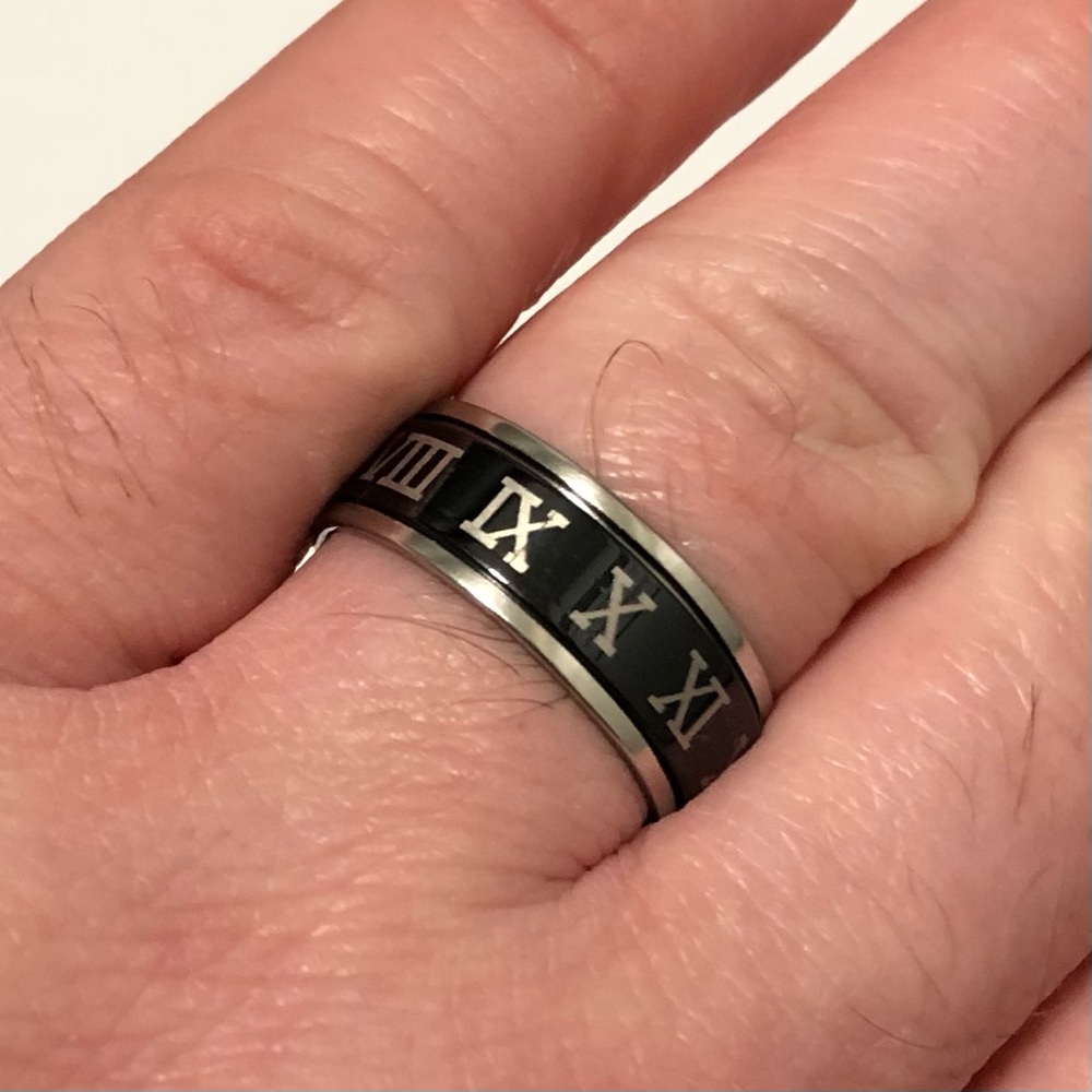 Roman Numerals Spinner Ring, Size 10 - image 4